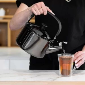 Czajnik stalowy grafit polerowany 1,5l Vialli Design - Diamante