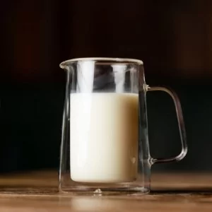 Mlecznik z podwójną ścianką 200 ml Vialli Design - Diva