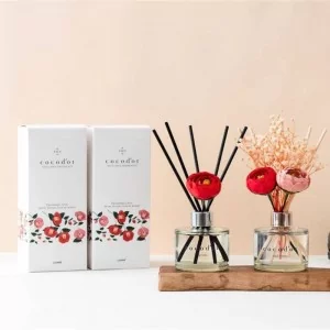 Dyfuzor zapachowy z patyczkami i kwiatami 200 ml Cocodor - Flower Camellia White Musk