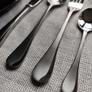 Komplet sztućców na 6 osób (30 el) Odiso - Clarissa Satyna