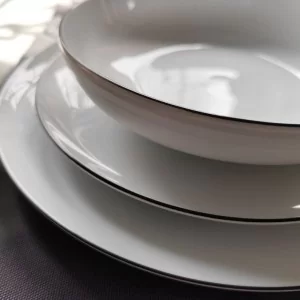 Komplet talerzy na 6 osób (18 el.) Bogucice - Base Black 1227