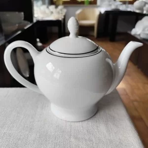 Czajnik 1,1l Bogucice - Base Black 1227